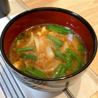 暑さに負けない☆スタミナ味噌スープ